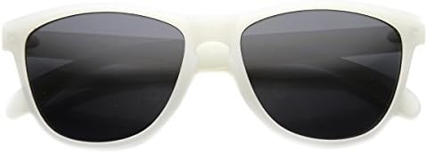 Kush Action Sport Retro Keyhole Horned Rimmed Sunglasses