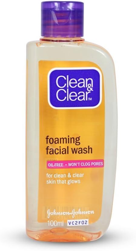 Clean & Clear Foaming Facial Wash 100ml