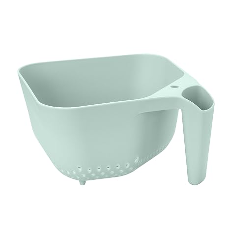 Tovolo Elements Square Colander with Handle Strainer Basket for Pasta Fruit Berries Veggies, Easy to Clean BPA Free Heat Resistant Plastic Colander with Spout 3 Quart Kitchen Strainer, Blue Haze