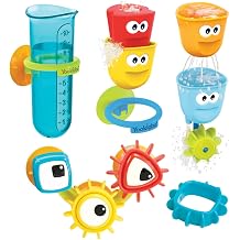 Yookidoo Kids Bath Toy - Cups ‘N’ Gears Water Set - Includes 3 interchangeable bath cups, Suction Cups, 3 Googly Eye Gears, and Pourers That Attaches to Any Size Tub