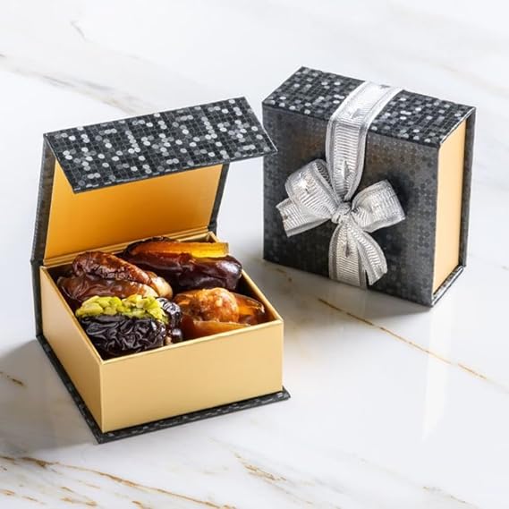 Bateel | Black Sapphire Gift Set | Premium Filled Dates | 4 Piece| 2.3 oz