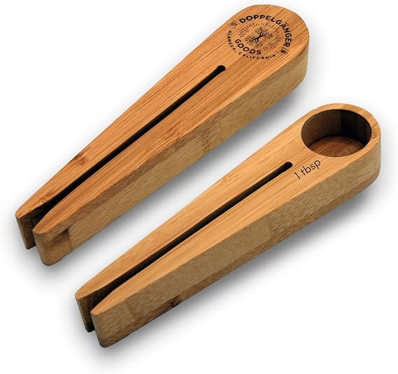 Bamboo Measuring Coffee Scoop and Bag Clip Combination (1 tbsp capacity) - Wooden Spoon for Ground Coffee Beans, Espresso, Loose Tea, and Dry Ingredients