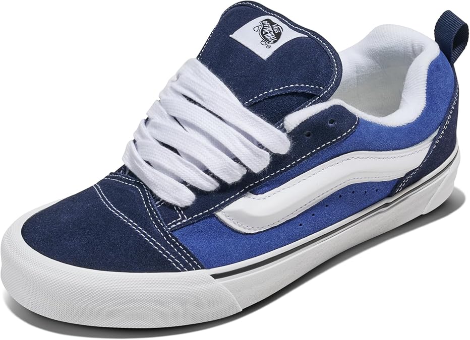 Vans Unisex Adult Knu Skool Shoe - '90s Retro Puffy Low-Top Fashion Sneakers for Men & Women