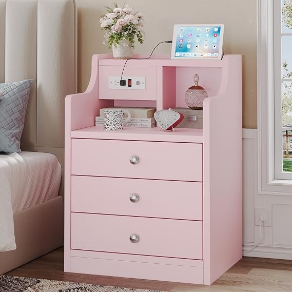 Tiptiper Nightstand with Charging Station, Pink Night Stands with Hutch, 3 Drawers Bedroom End Table Bedside Table with 2 USB Ports & 2 Outlets