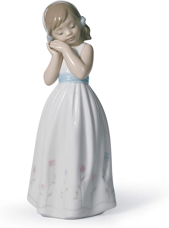LLADRO My Sweet Princess Girl Figurine Type 603. Porcelain Girl Figure.
