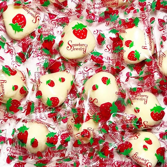 White Strawberry Chocolate, 10.6 oz 300 g, Made of Freeze-Dried Strawberry, Sweet and Sour Fruit, Thick Milk Flavor, Large Capacity, Value-for-Share Snacks, Gift