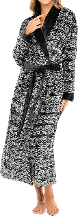 Alexander Del Rossa Women's Plush Fleece Robe with Pockets, Long Bathrobe