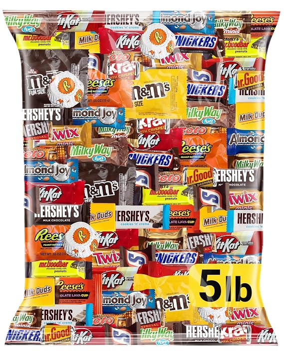 Assorted Candy Variety Pack 5 lb, 225 Ct - Individually Wrapped Chocolate | Mini Candy Bars, Milk and Dark Chocolate Snacks, Candy Mix for Office, Parties, Goodie Bags, Gifts - Bulk Candy Assortment
